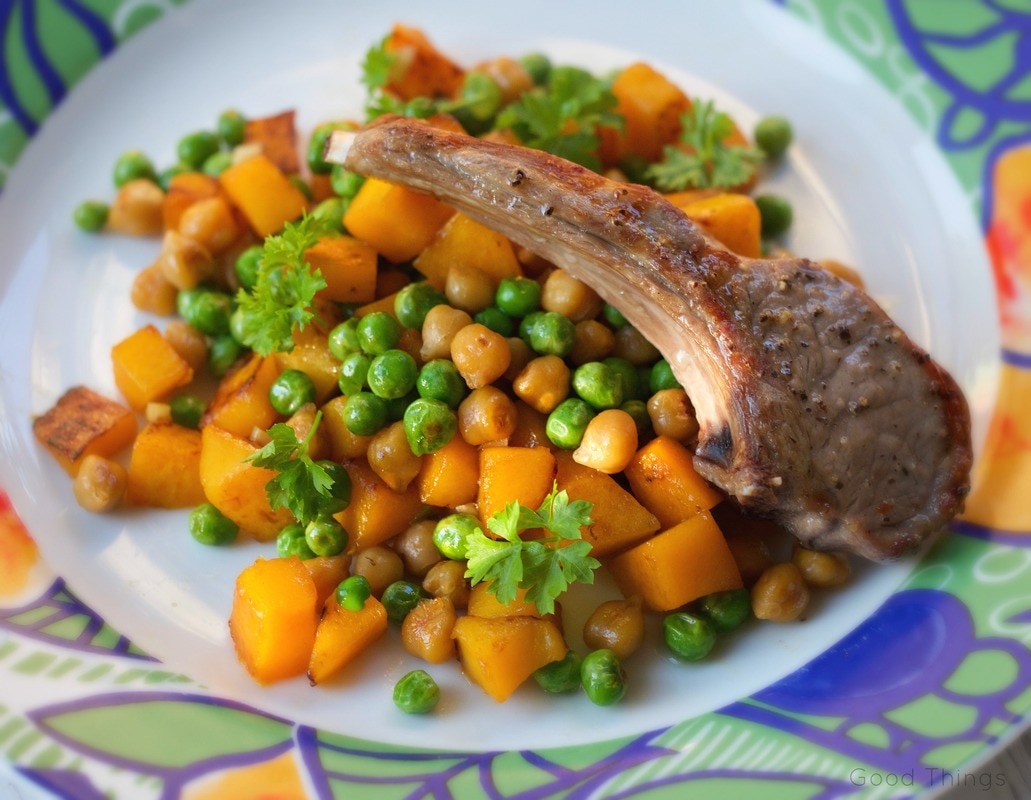 Pan-cooked pumpkin with chickpeas and baby peas
