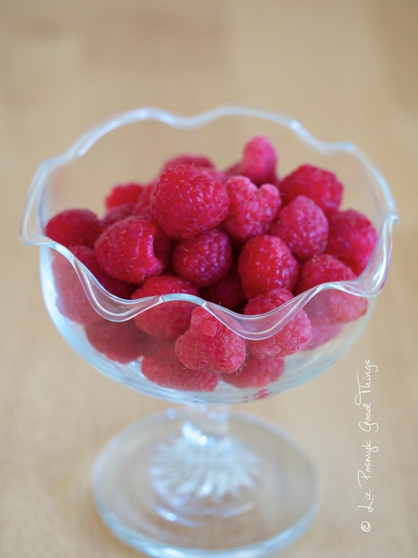 Fresh berries for Raspberry Dutch baby pancake with vanilla and hazelnuts by Liz Posmyk Good Things