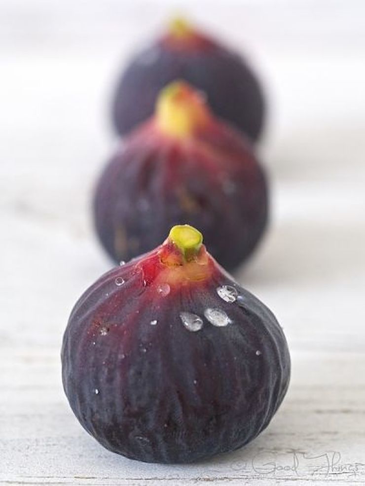 Black genoa figs home grown by Liz Posmyk, Good Things
