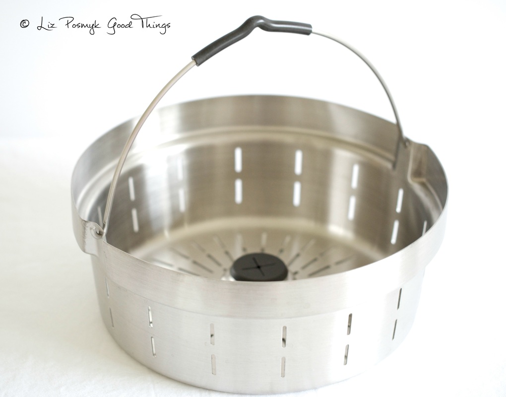 The Tefal Cuisine Companion stainless steel steamer basket