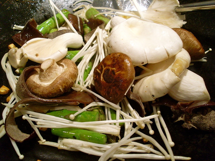 Wok tossed asparagus and mushrooms by Liz Posmyk