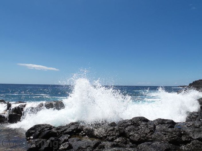 Waves breaking on the rocks at Kiama NSW - Liz Posmyk Good Things